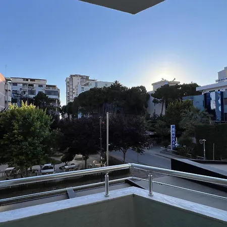 Riviera *