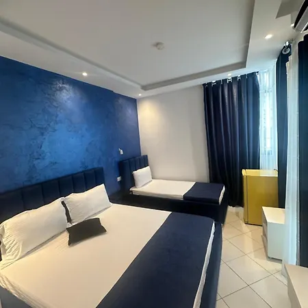 Riviera Hotel