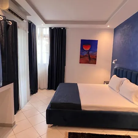 Riviera Hotel