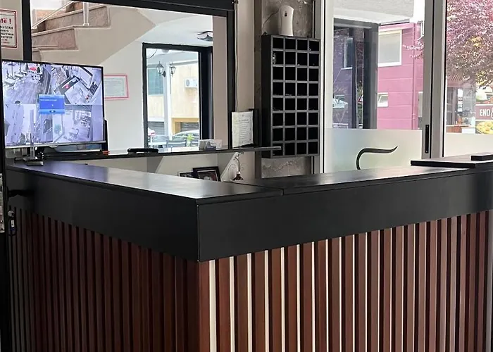 酒店 Riviera Durrës